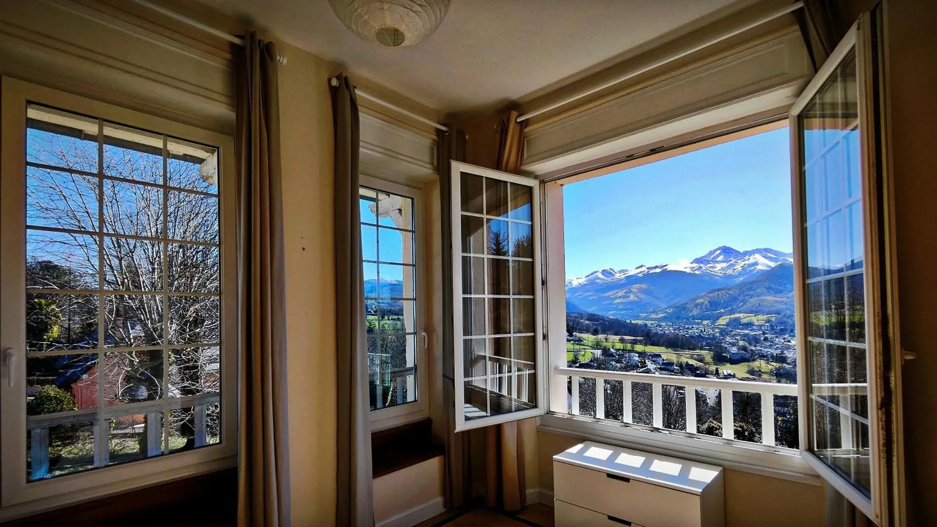 Bed and Breakfast Hipyrenees Баньер-де-Бигор