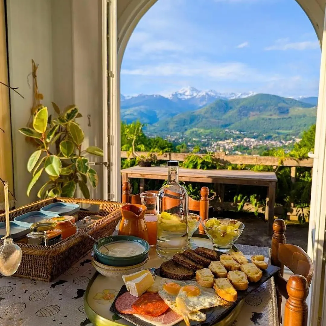 Bed and Breakfast Hipyrenees Баньер-де-Бигор Отель типа 